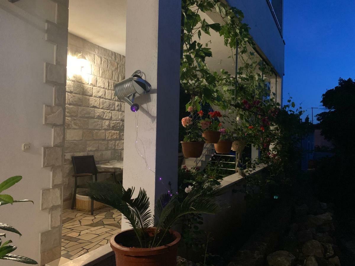 Apartament House Marta Baška Voda Zewnętrze zdjęcie
